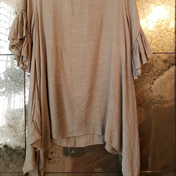 Camille & Co Grey/Taupe Top - Picture 2 of 3